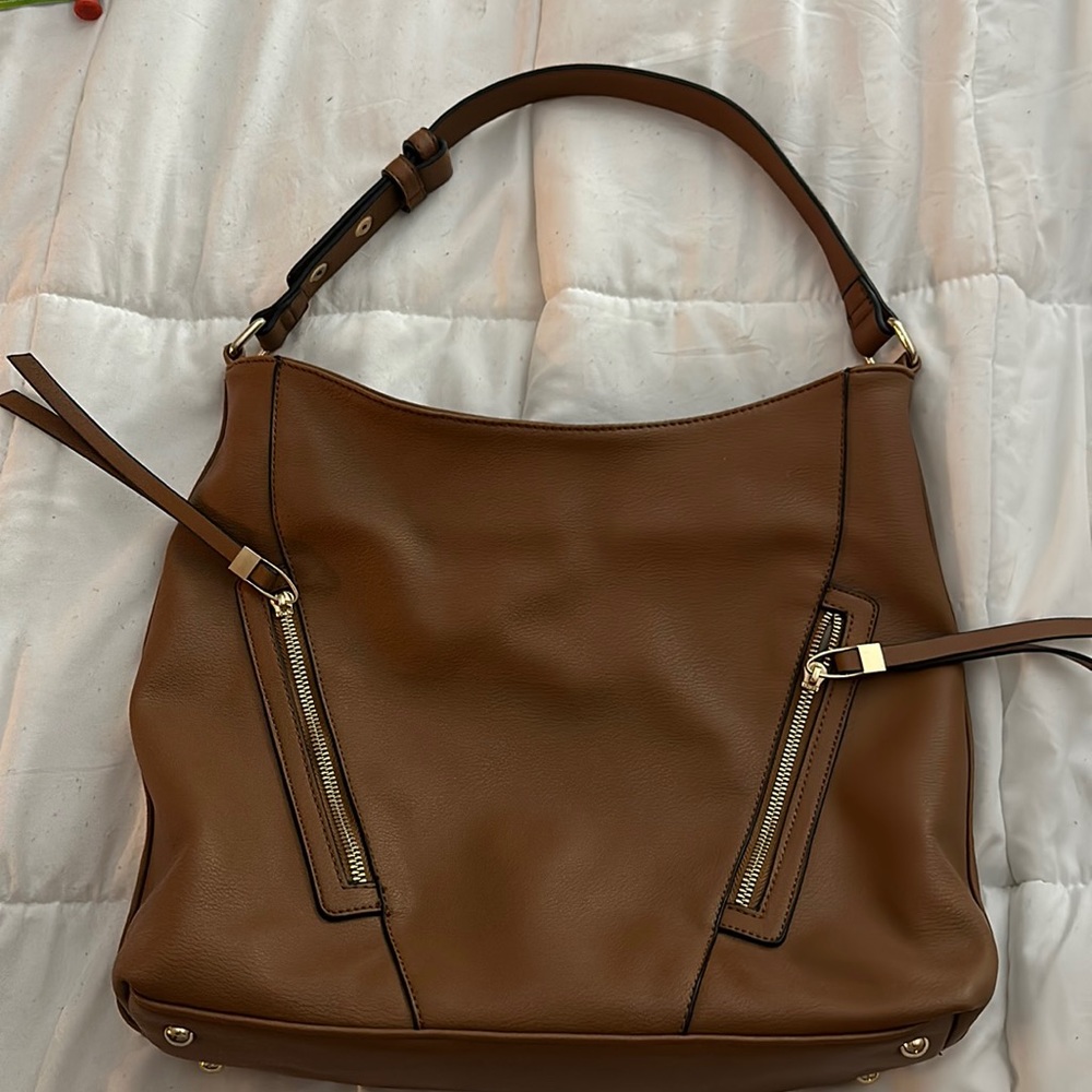Brown shoulder bag